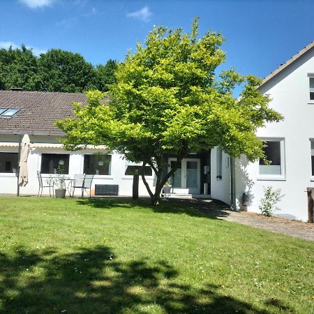 Gaestehaus Falkenhof Westensee Exterior photo